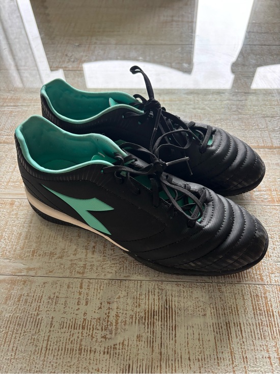 Shoes - Women’s (or men’s) Black and Teal Indoor Soccer Shoes